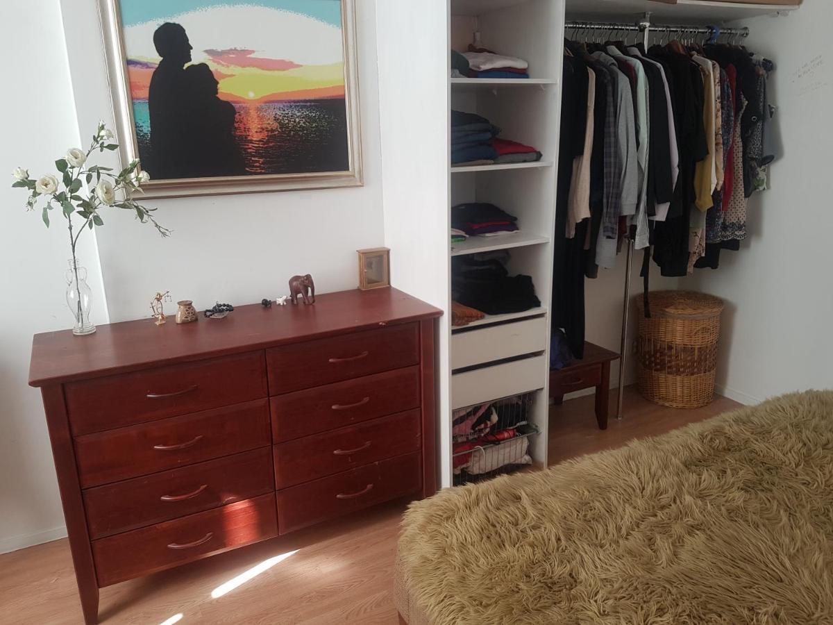 Cozy Apartment In Good Location! Riga Exterior photo